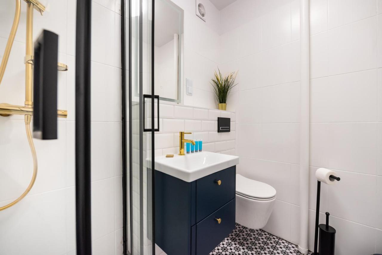 Apartamento Metro Dworzec Gdanski Elegant Studio Varsovia Exterior foto