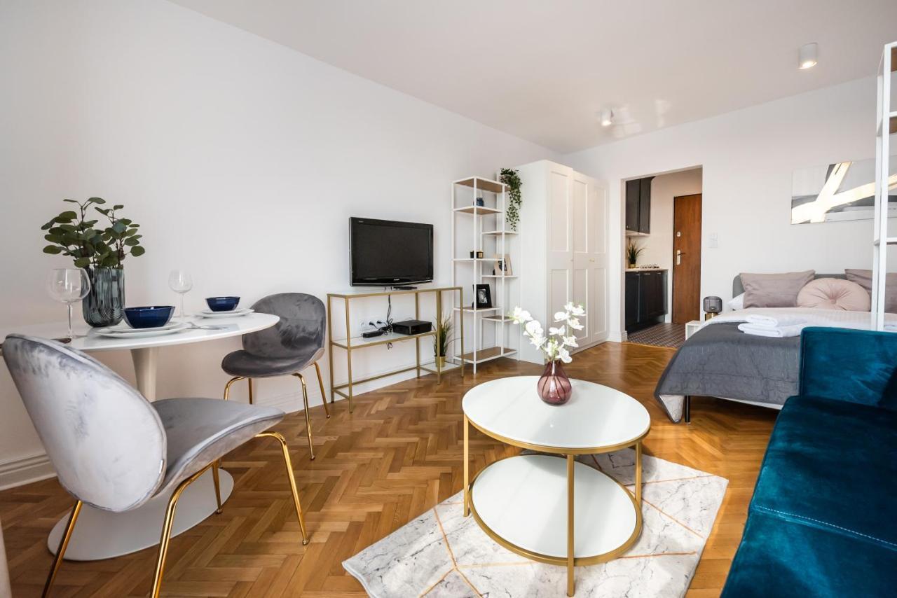 Apartamento Metro Dworzec Gdanski Elegant Studio Varsovia Exterior foto